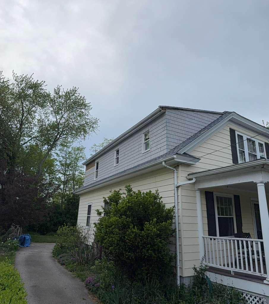 Cedar Shake siding installed by Alfa Construction
